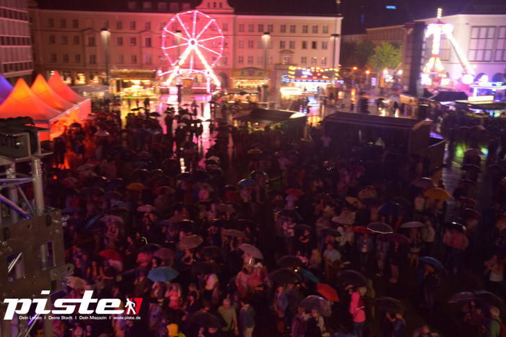 Vier-Tore-Fest: Ella Endlich