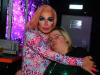Pink! Party