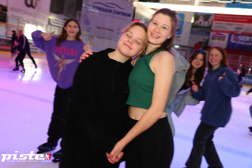 Eishalle Saisonabschluss