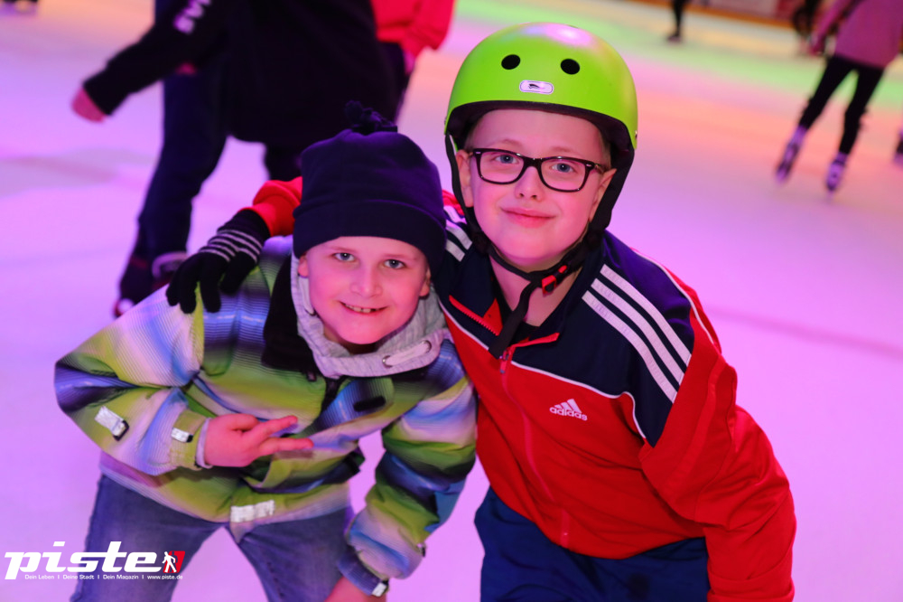 Eishalle Saisonabschluss