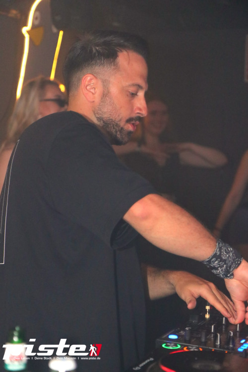 Vögeln mit Freunden