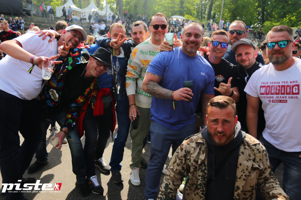 Und draussen tanzt der Bär