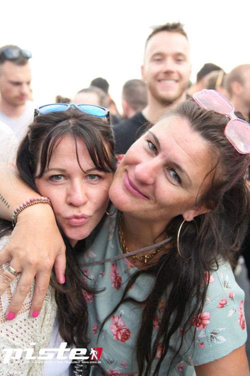 Houseboat meets Beauty & the Beats