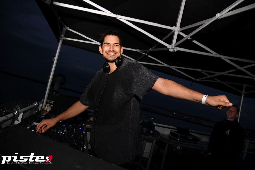 Houseboat meets Beauty & the Beats