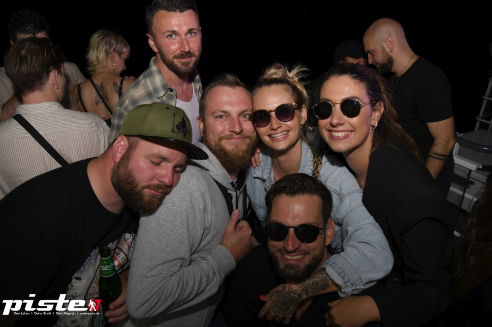 Houseboat meets Beauty & the Beats