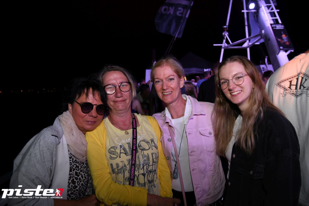 Houseboat meets Beauty & the Beats