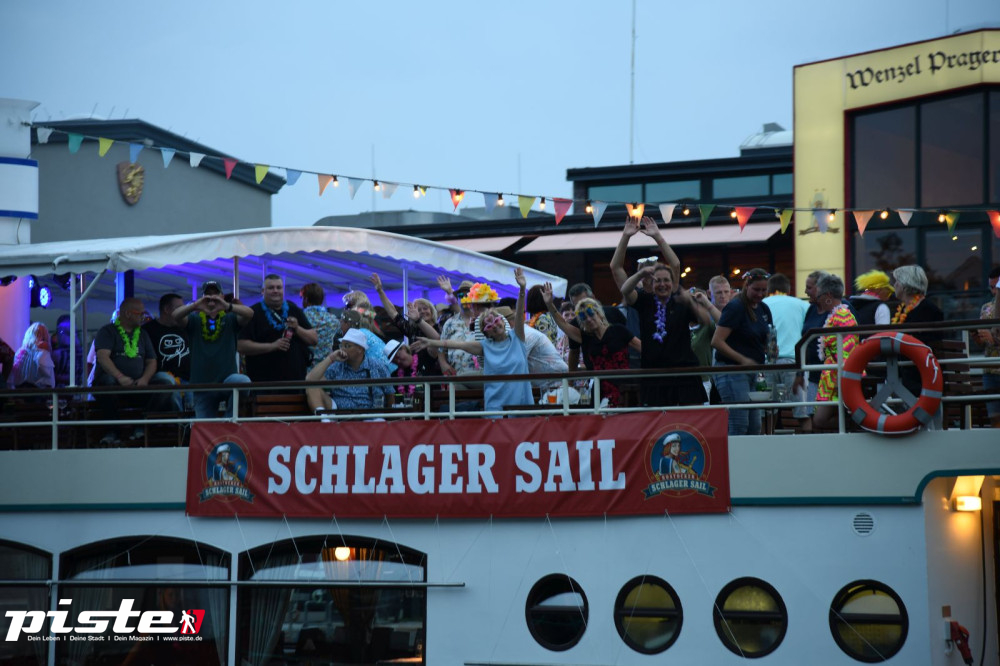 Schlager Sail