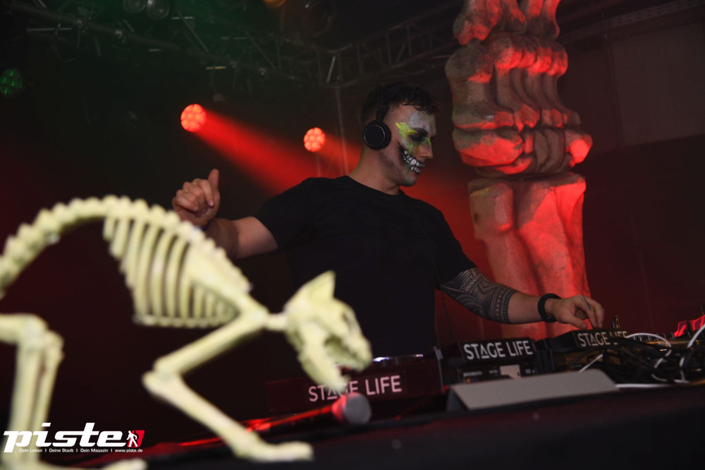 High Tides Horror Show