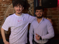 Shake what your mama gave ya