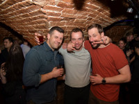 Shake what your mama gave ya