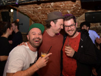 Shake what your mama gave ya