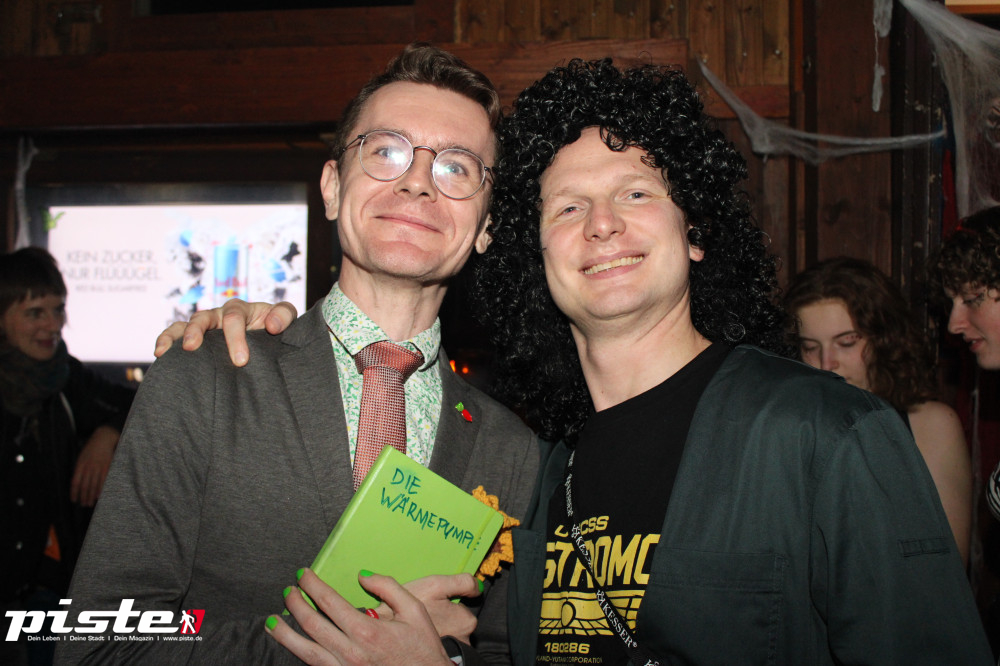 Halloween Queernight