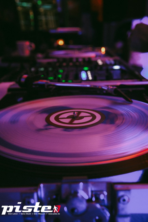 After Work Beats & Drinks