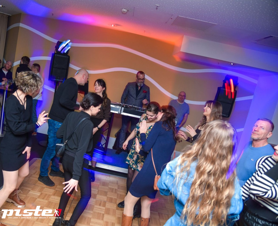 After Work Beats & Drinks