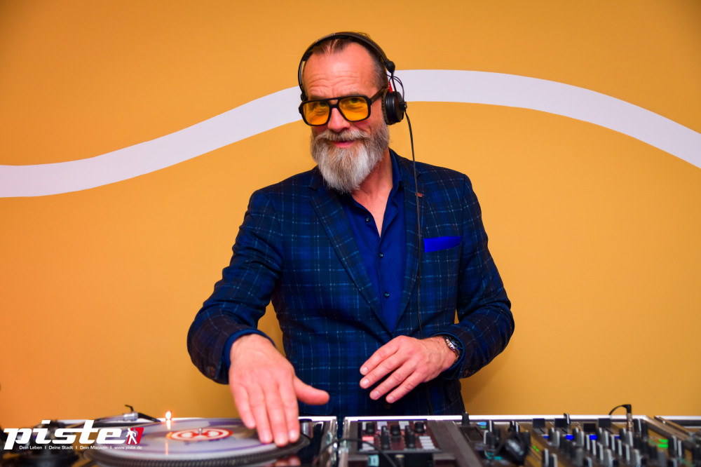 After Work Beats & Drinks