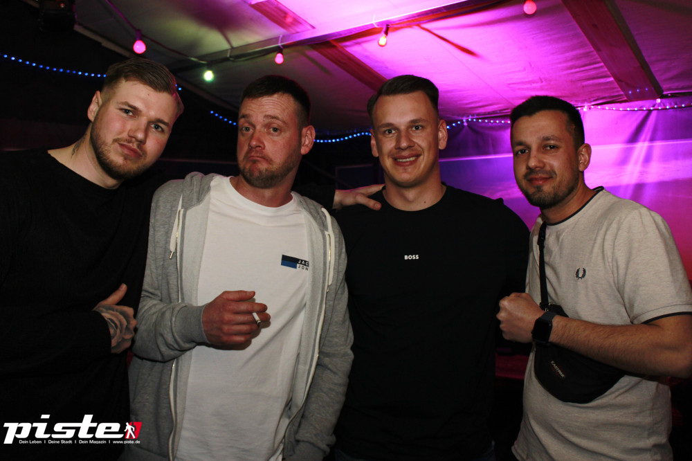 Wer hat an der Uhr gedreht?