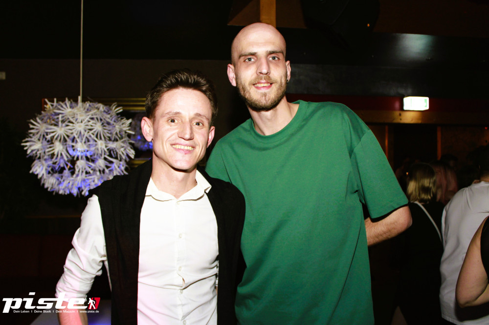 Wer hat an der Uhr gedreht?