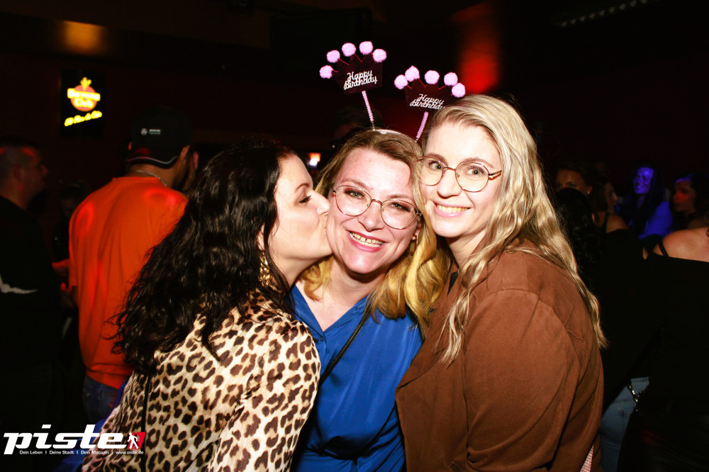 Wer hat an der Uhr gedreht?