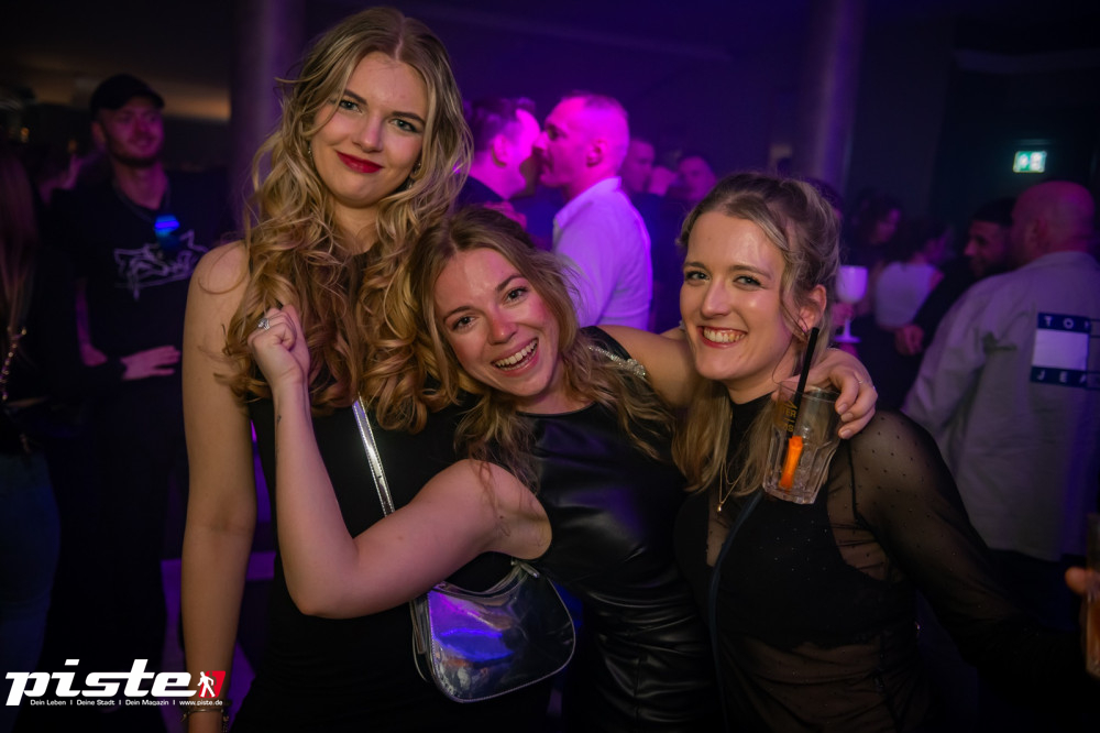 Dark Night mit DJ Vize Galerie 1