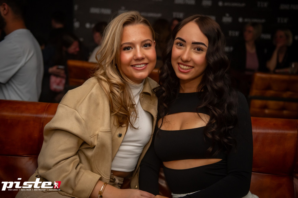 Dark Night mit DJ Vize Galerie 1