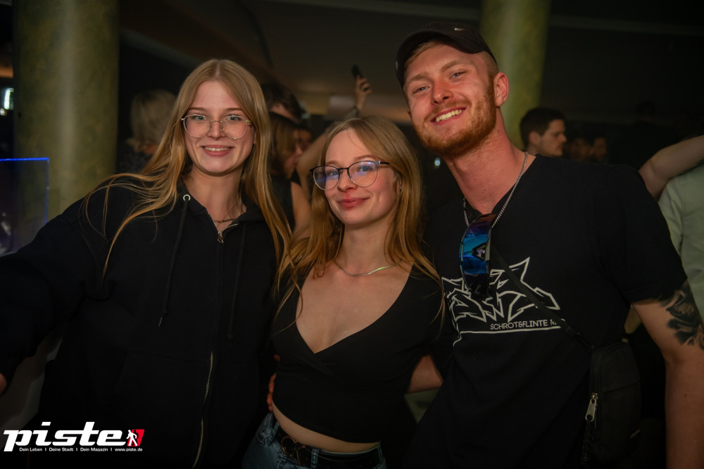 Dark Night mit DJ Vize Galerie 1