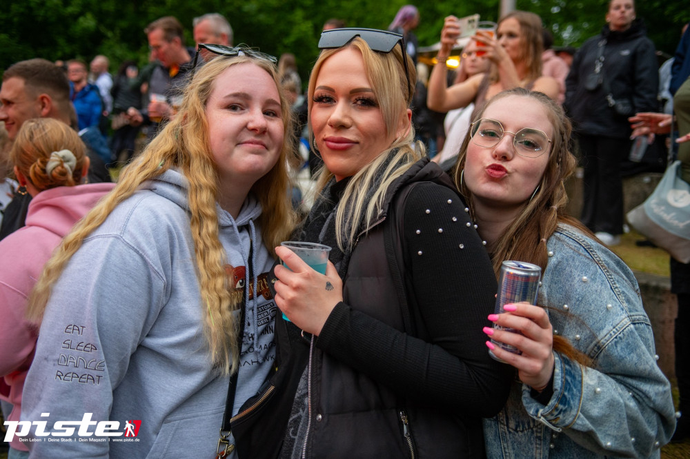 Und draussen tanzt der Bär