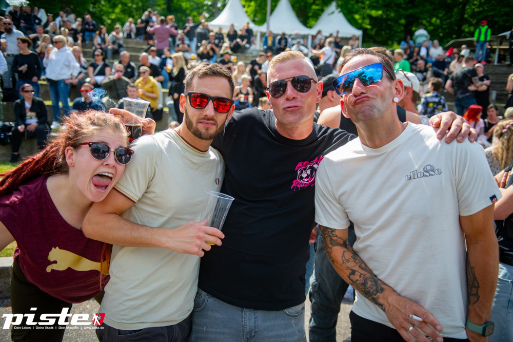 Und draussen tanzt der Bär