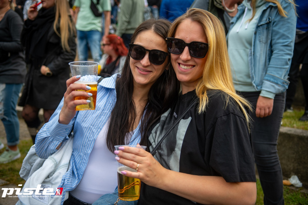 Und draussen tanzt der Bär