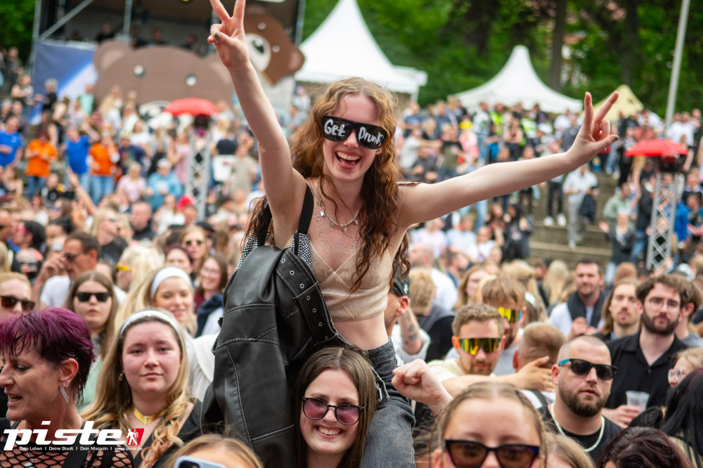 Und draussen tanzt der Bär