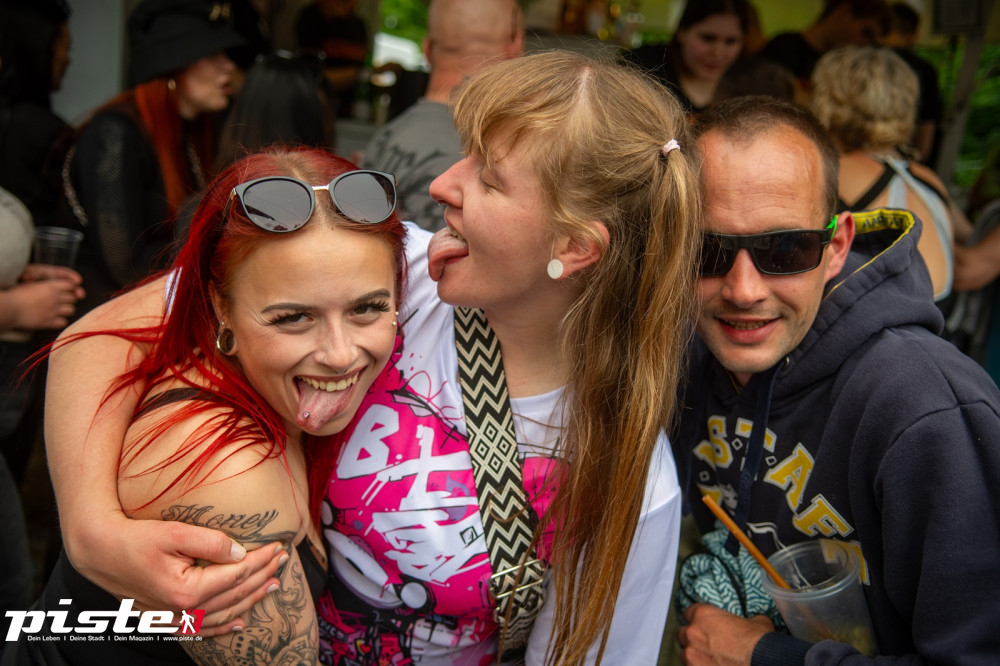 Und draussen tanzt der Bär