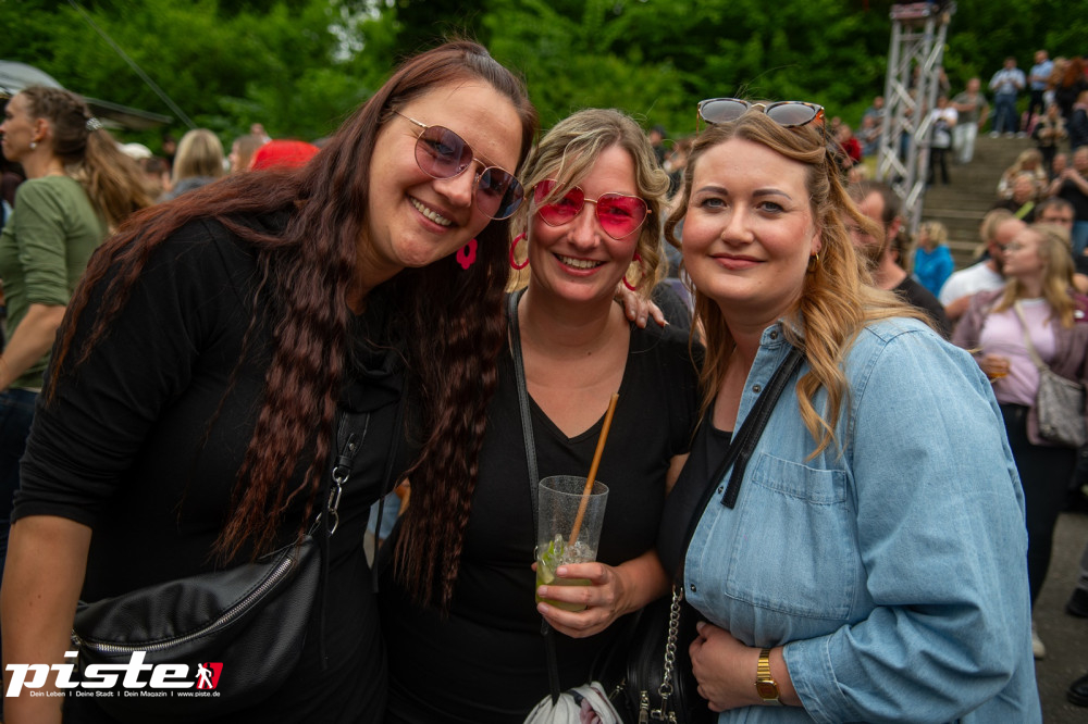 Und draussen tanzt der Bär