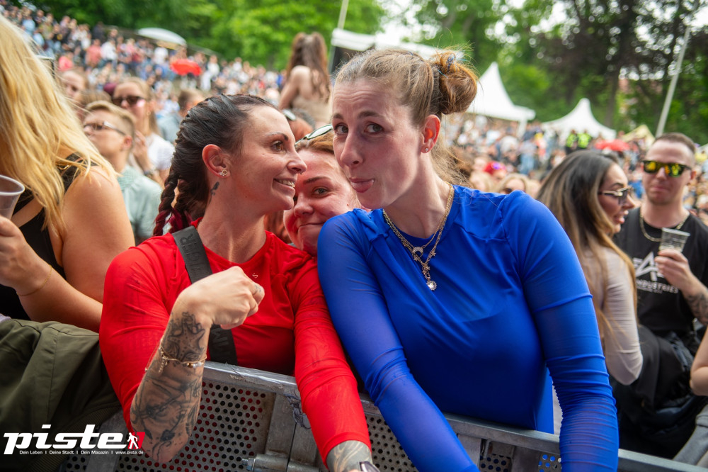 Und draussen tanzt der Bär