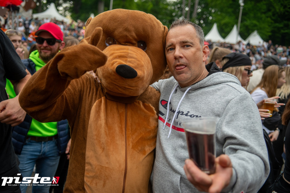 Und draussen tanzt der Bär