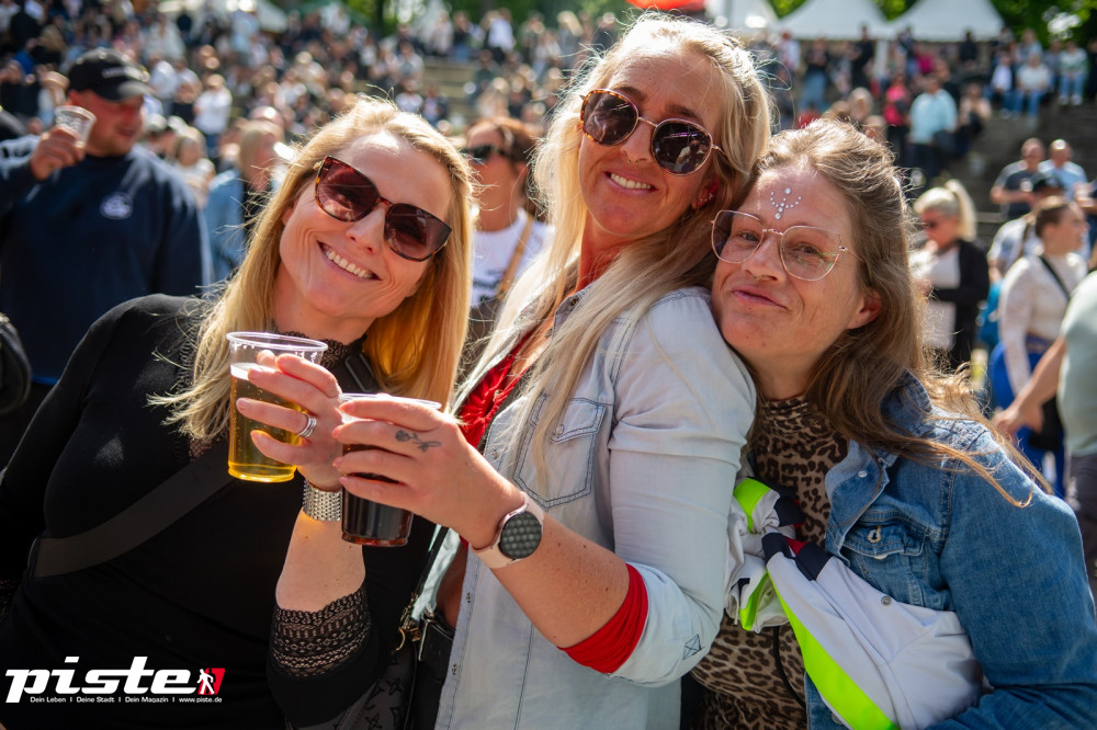 Und draussen tanzt der Bär