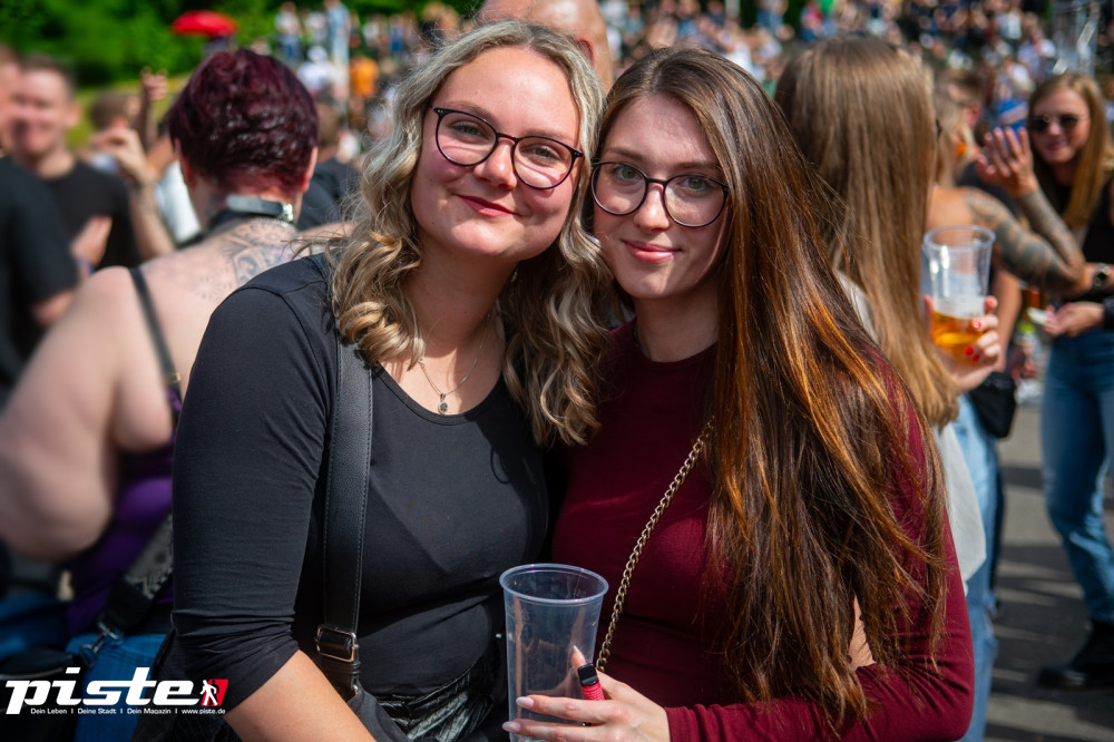 Und draussen tanzt der Bär