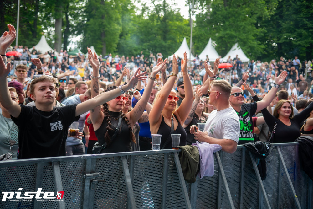 Und draussen tanzt der Bär