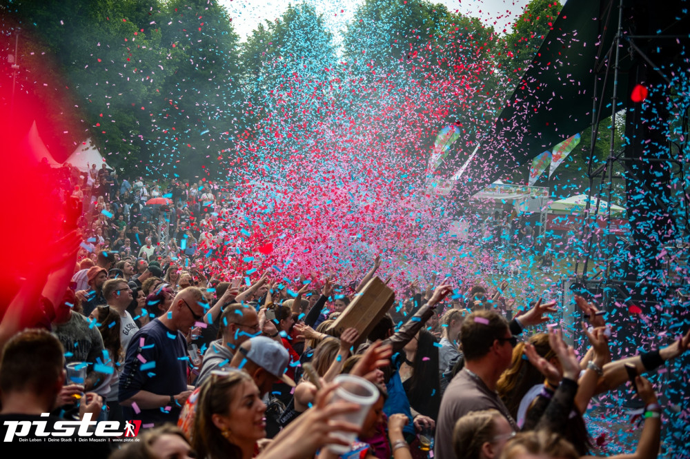 Und draussen tanzt der Bär