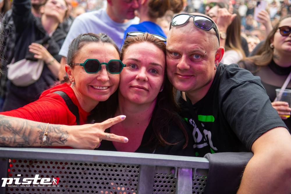 Und draussen tanzt der Bär