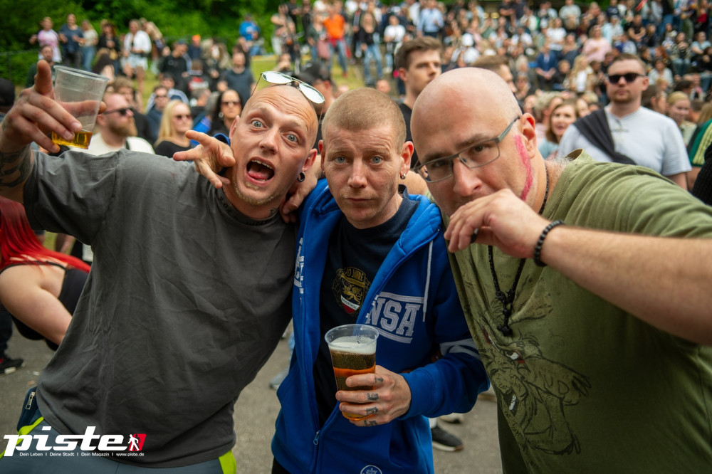 Und draussen tanzt der Bär