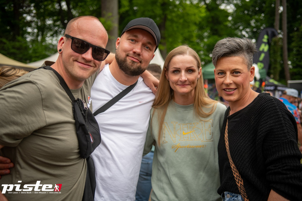 Und draussen tanzt der Bär