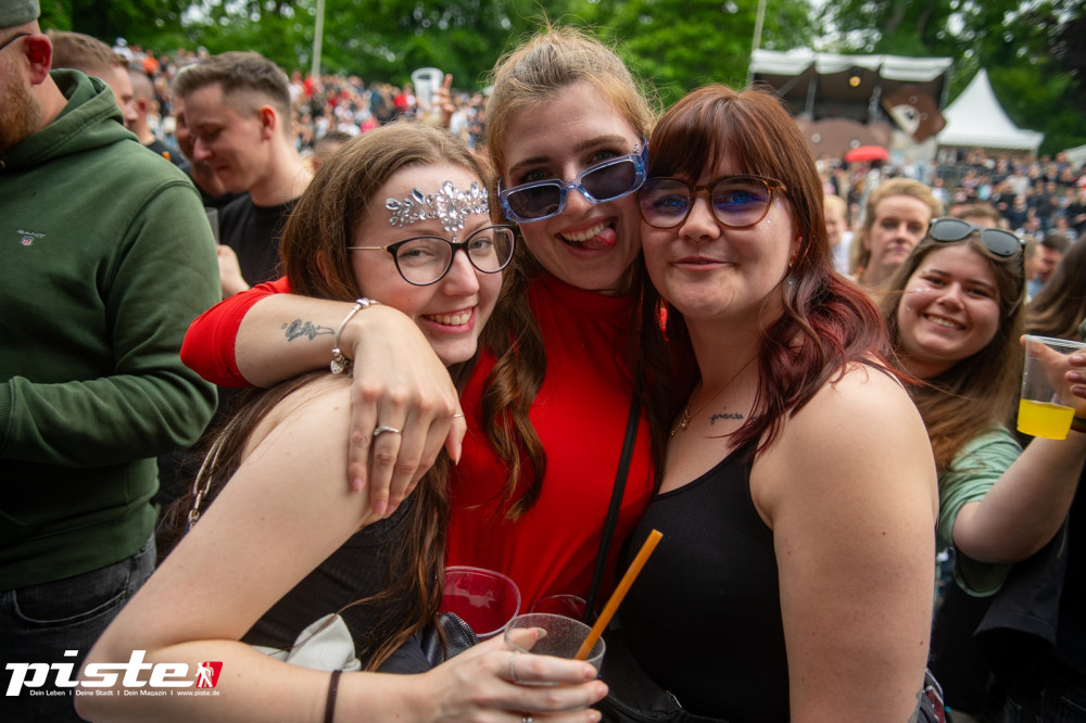 Und draussen tanzt der Bär