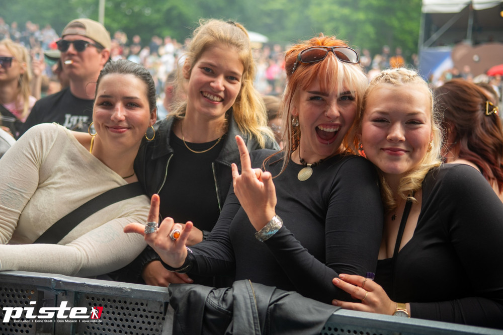 Und draussen tanzt der Bär