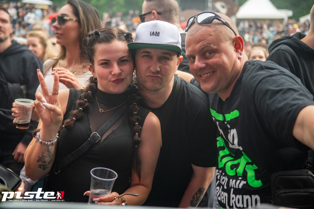 Und draussen tanzt der Bär