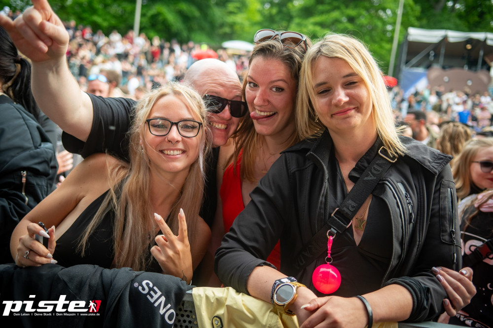 Und draussen tanzt der Bär