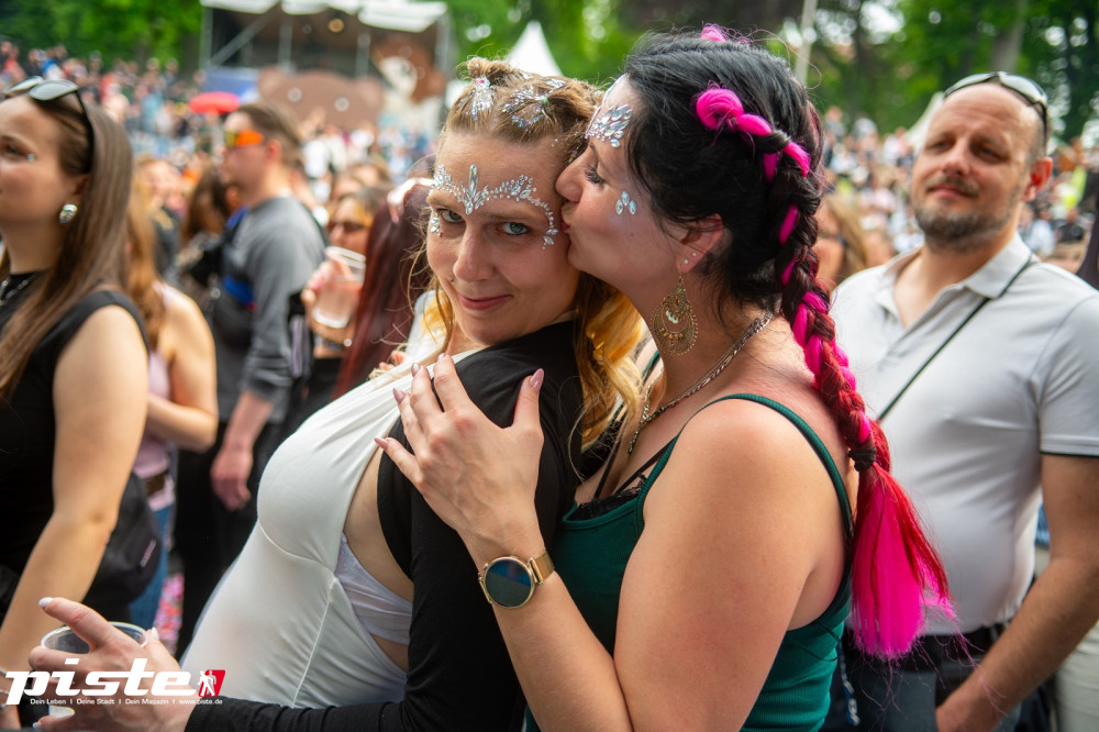 Und draussen tanzt der Bär