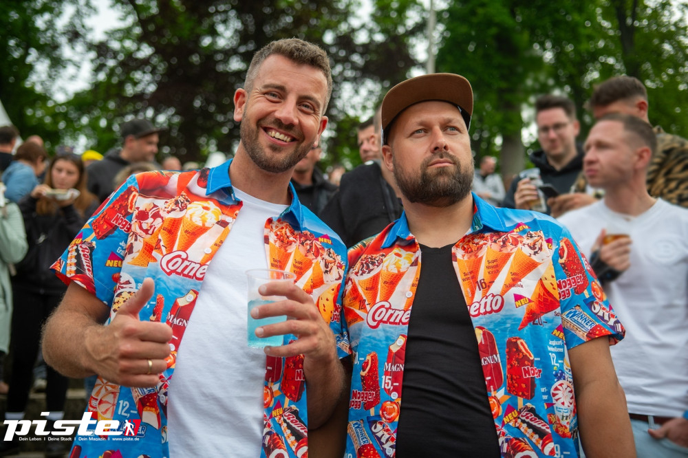 Und draussen tanzt der Bär