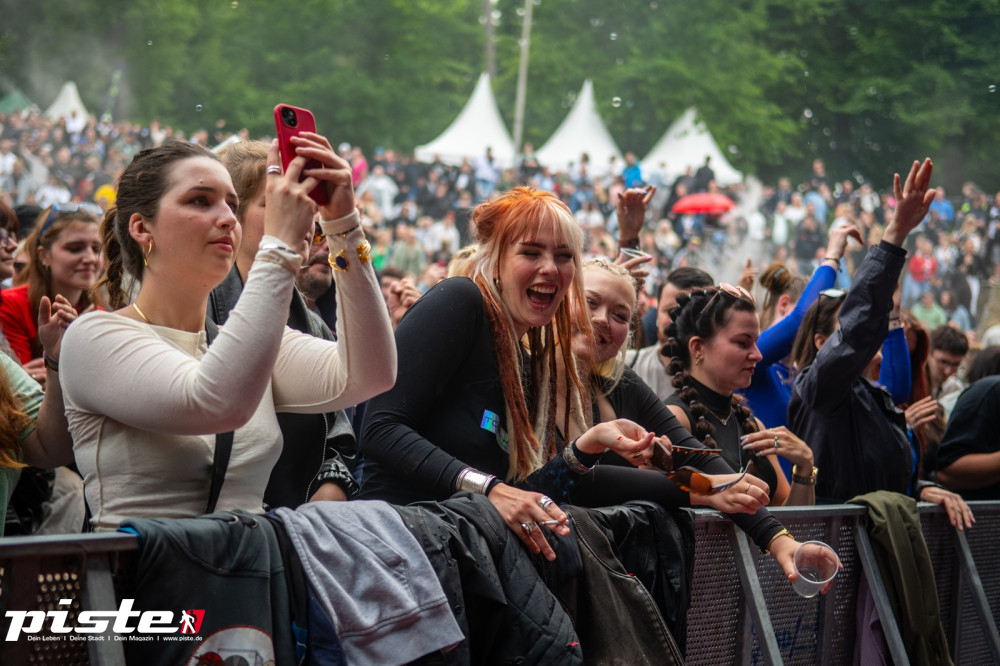 Und draussen tanzt der Bär