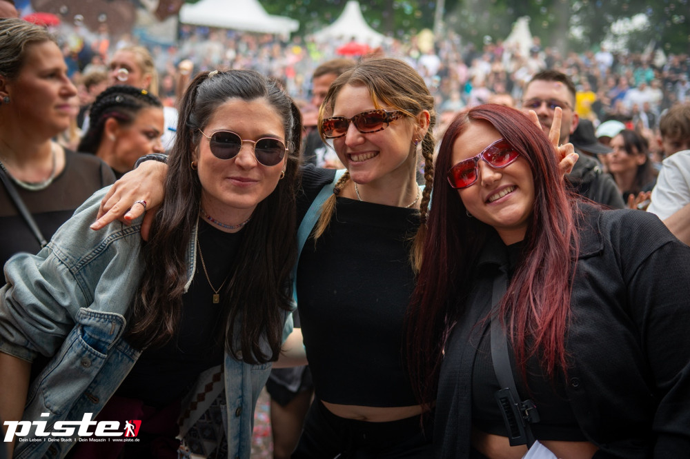 Und draussen tanzt der Bär