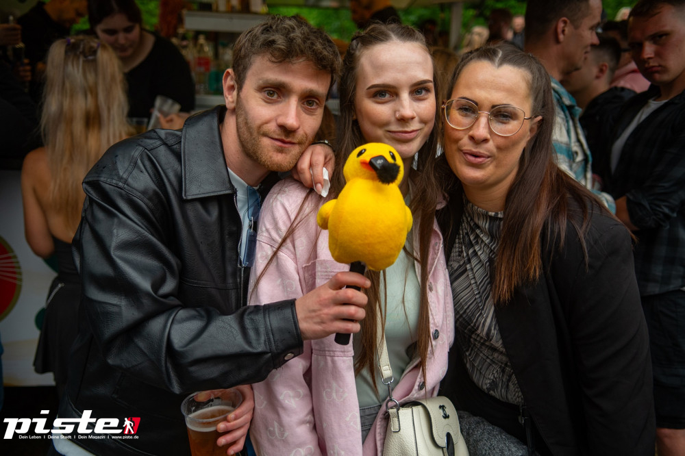 Und draussen tanzt der Bär