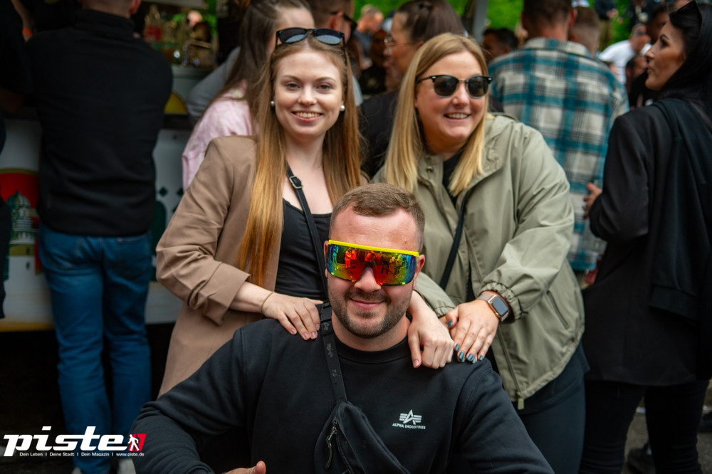 Und draussen tanzt der Bär